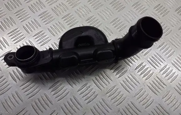 Ford C-MAX I Air intake hose/pipe 9657083680
