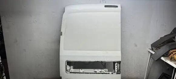 Rear door