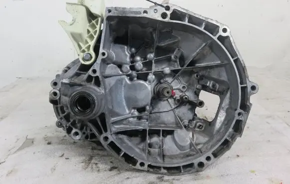 Peugeot 207 Manual 6 speed gearbox 20CQ46