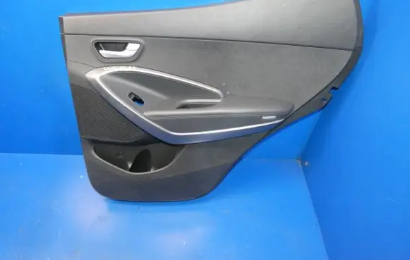 Hyundai Santa Fe Coupe rear side trim panel 