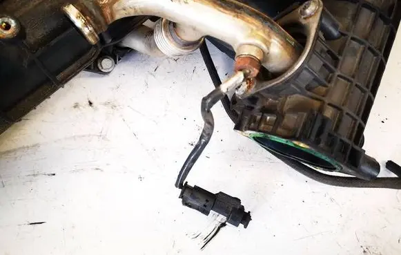 BMW X5 F15 Exhaust gas temperature sensor 8506995