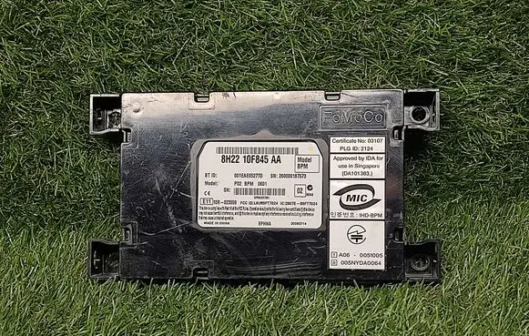 Land Rover Range Rover Sport L320 Bluetooth control unit module 8H2210F845AA 001AE05277D