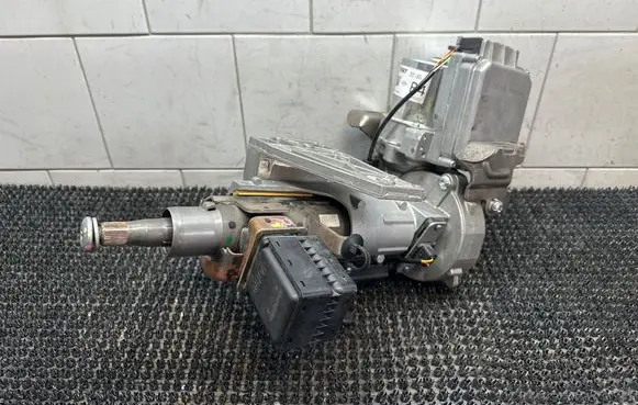 Renault Clio IV Electric power steering pump 488101696R 36050231