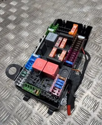 Mercedes-Benz E W213 Fuse module