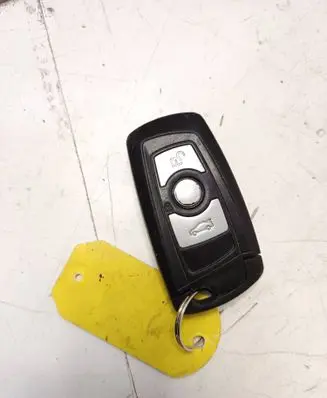 BMW X3 E83 Ignition key/card 