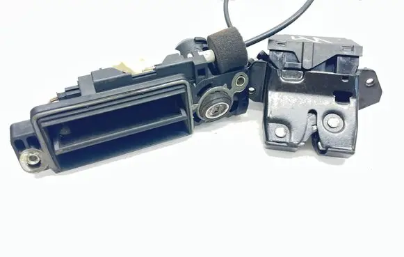 Mercedes-Benz E W211 Loading door lock A1717500085 A1717500185