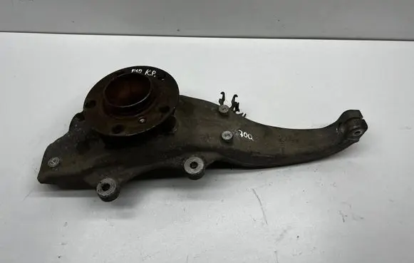 BMW 5 F10 F11 Front wheel hub