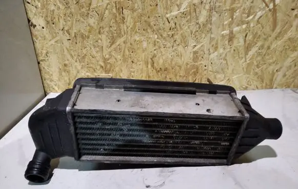 Ford Mondeo MK I Intercooler radiator