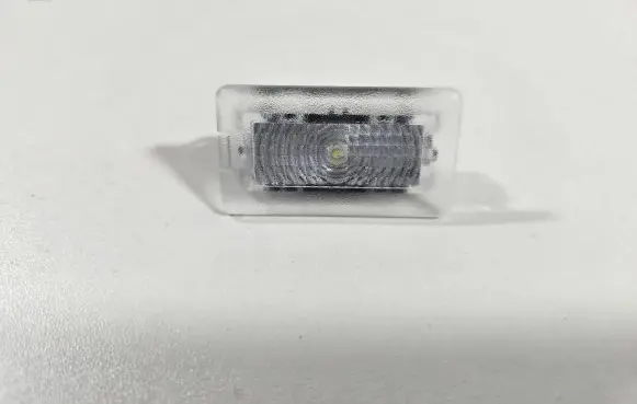 Tesla Model 3 Headlining lighting console trim 100715170E