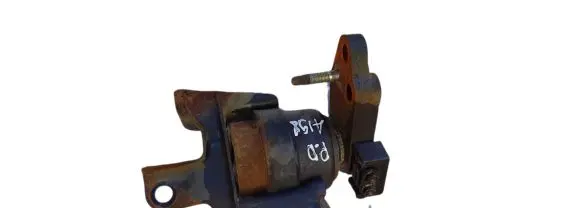 Toyota Avensis T250 Engine mount bracket NOCODE