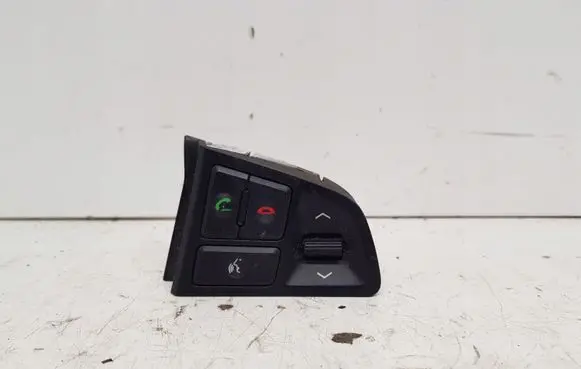 Hyundai i20 (PB PBT) Steering wheel buttons/switches 