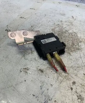 Audi A4 S4 B9 Fuse module 8w0941824
