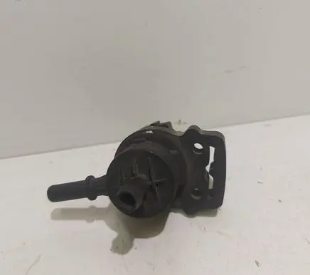 Mercedes-Benz ML W163 Valve vacuum A1634700493