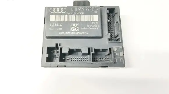 Audi Q7 4L Door control unit/module 4L0959793B 4L0910793B
