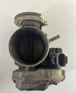 Audi A6 S6 C5 4B Throttle valve 408237221005 408237221