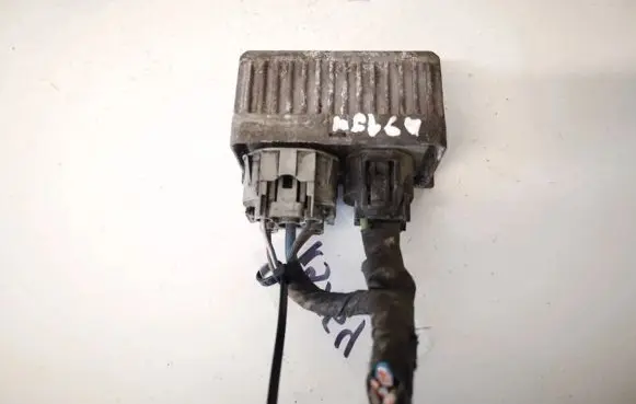 Citroen Xsara Picasso Glow plug pre-heat relay 0522122601