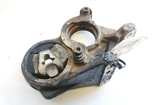 Citroen C4 Grand Picasso Engine mount bracket 81090780