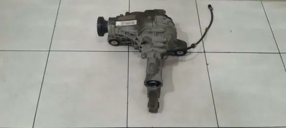 Mercedes-Benz GLE (W166 - C292) Front differential A1663300300