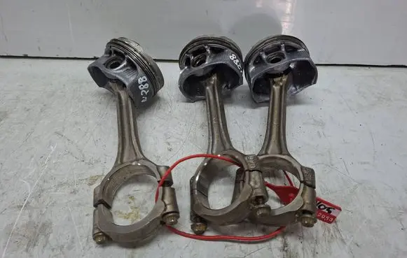 Citroen C4 III e-C4 Piston with connecting rod S27612063 HN05 HNS