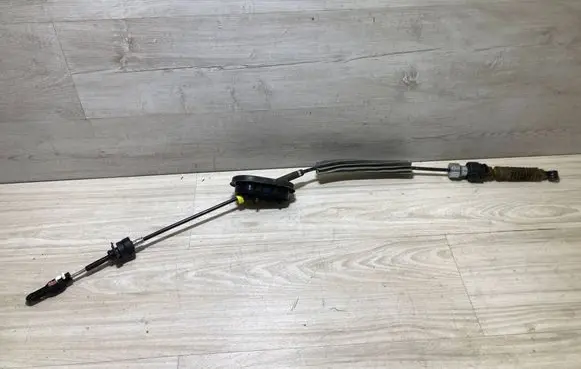 Renault Arkana Gear shift cable linkage 