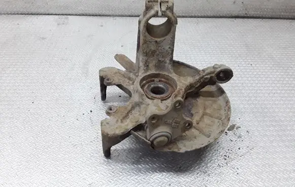 Skoda Fabia Mk1 (6Y) Front wheel hub spindle knuckle
