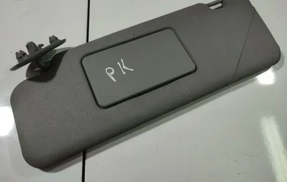 Nissan Almera Tino Sun visor