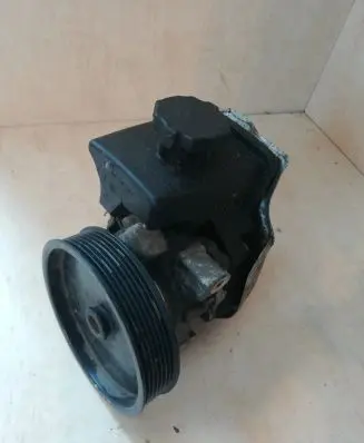 Mercedes-Benz C W203 Power steering pump A0034664101 7692900521 2606120