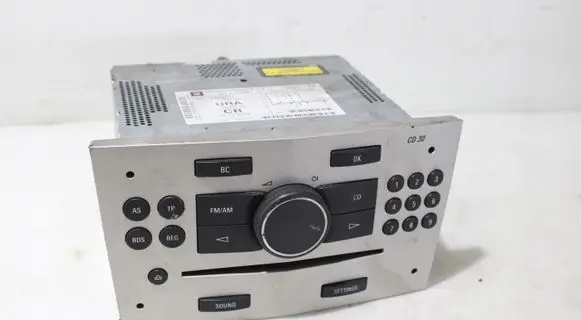 Opel Astra H Radio/GPS head unit trim 