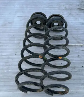 Volkswagen Polo V 6R Rear coil spring