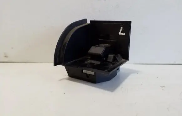 BMW X3 E83 Parcel shelf load cover mount bracket 7160589