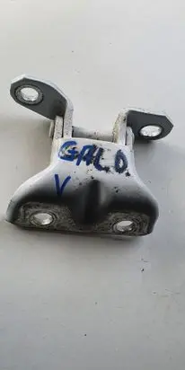 Hyundai i30 Rear door upper hinge