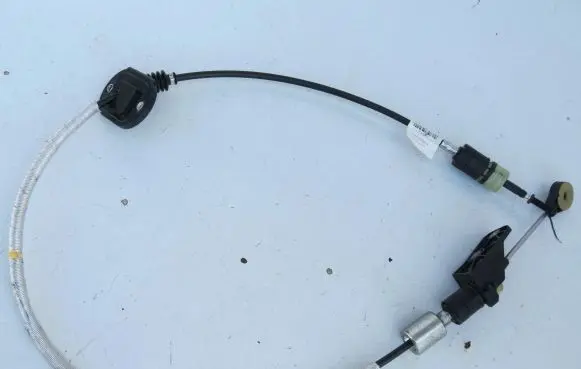 Volvo XC60 Gear shift cable linkage 31492813 20180124 4YTX338GB23A