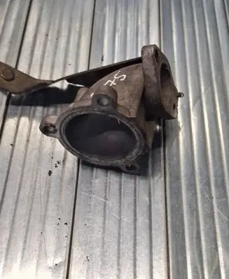 Nissan X-Trail T30 Engine coolant pipe/hose