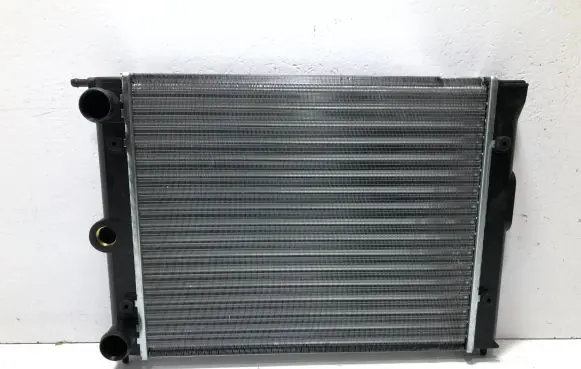 Volkswagen Polo II 86C 2F Coolant radiator 867121253D 871121253 867121253F