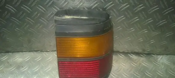 Volkswagen PASSAT B3 Rear/tail lights 333945257