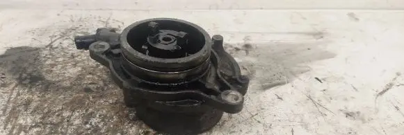 BMW 3 E46 Vacuum pump 72817601