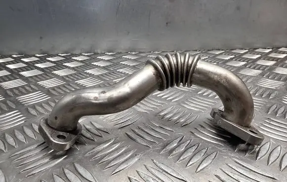 Volkswagen Touran II EGR valve line/pipe/hose 03L131521