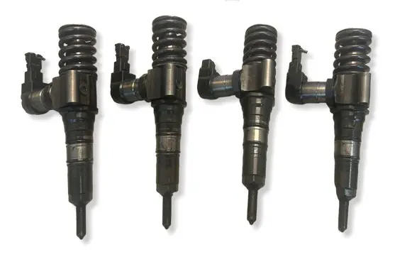 Volkswagen PASSAT B6 Fuel injectors set 03G130