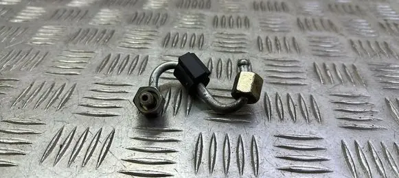 Skoda Superb B8 (3V) Fuel injector supply line/pipe 