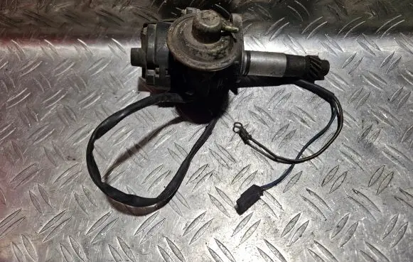 Mazda 626 Spark distributor T4T163176 FE14502