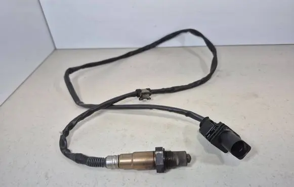 Audi A4 S4 B8 8K Lambda probe sensor 1928404687 0804070837 06H906265