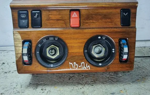 Mercedes-Benz E W124 Climate control unit 1248330214
