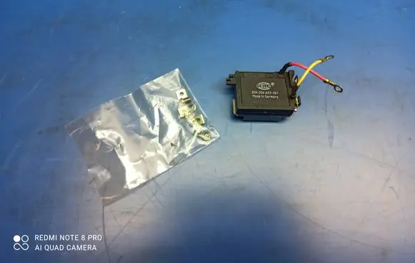 Toyota Corolla E80 Engine start stop button switch 5DA006623361 7851212310 HELLA