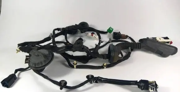 Chevrolet Silverado Front door wiring loom/harness boot 35024583