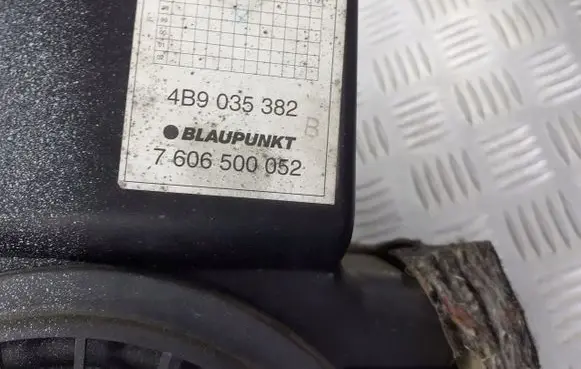Audi A6 S6 C5 4B Subwoofer speaker 4B09035382