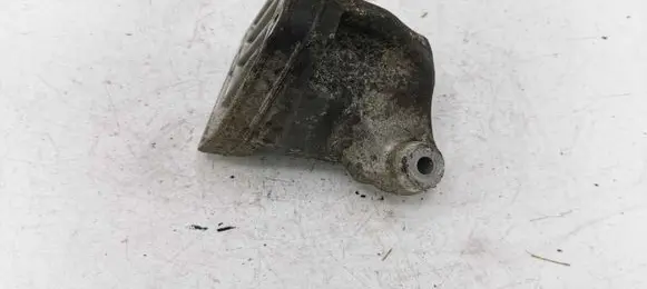 Mercedes-Benz ML W164 Engine mounting bracket A6422230704