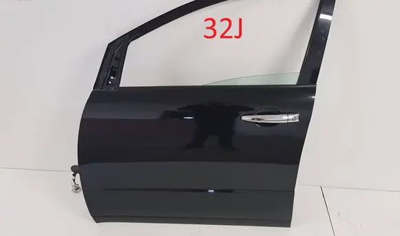 Subaru B9 Tribeca Front door 60009XA01A9P 60009XA01A9W