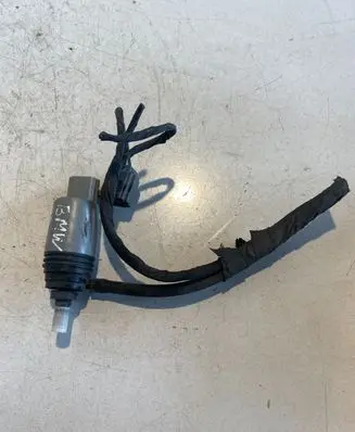 BMW 1 E82 E88 Windscreen/windshield washer pump 6934159 23557610