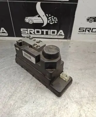 Mercedes-Benz E W210 Central locking vacuum pump 2088000448
