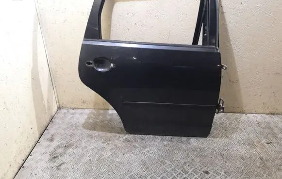 Volkswagen Polo III 6N 6N2 6NF Rear door
